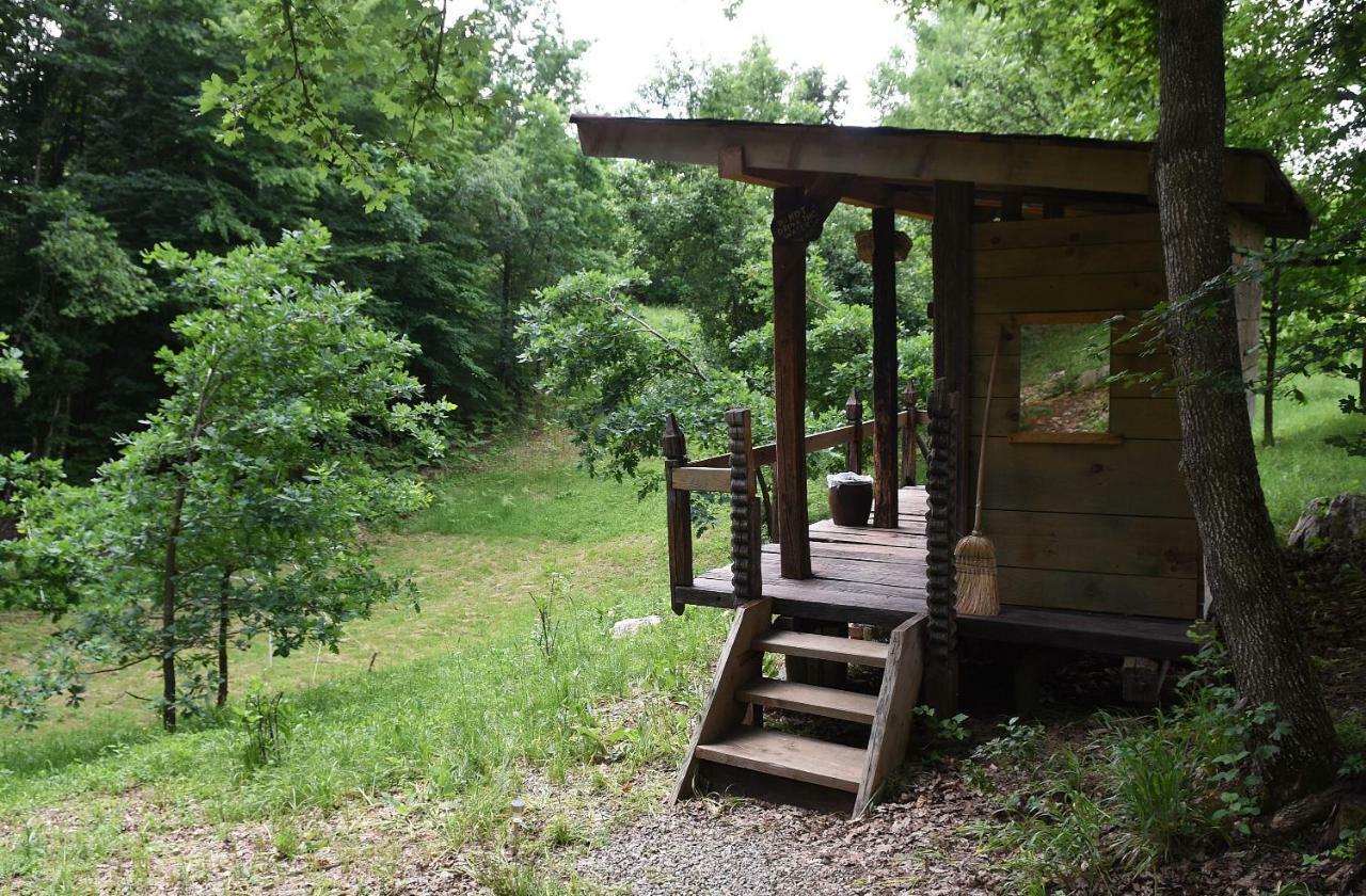 Treehouse Resnice -Mreznica Barilovic Exteriör bild