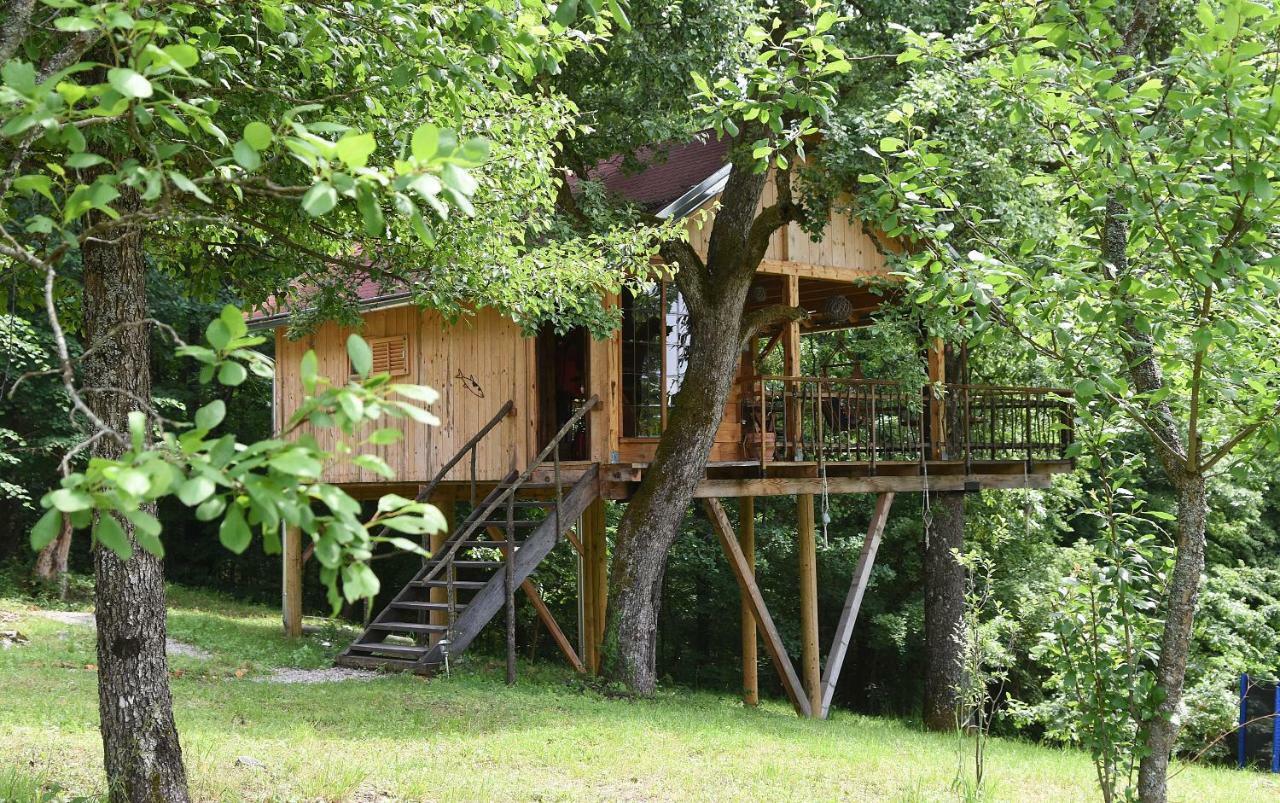 Treehouse Resnice -Mreznica Barilovic Exteriör bild