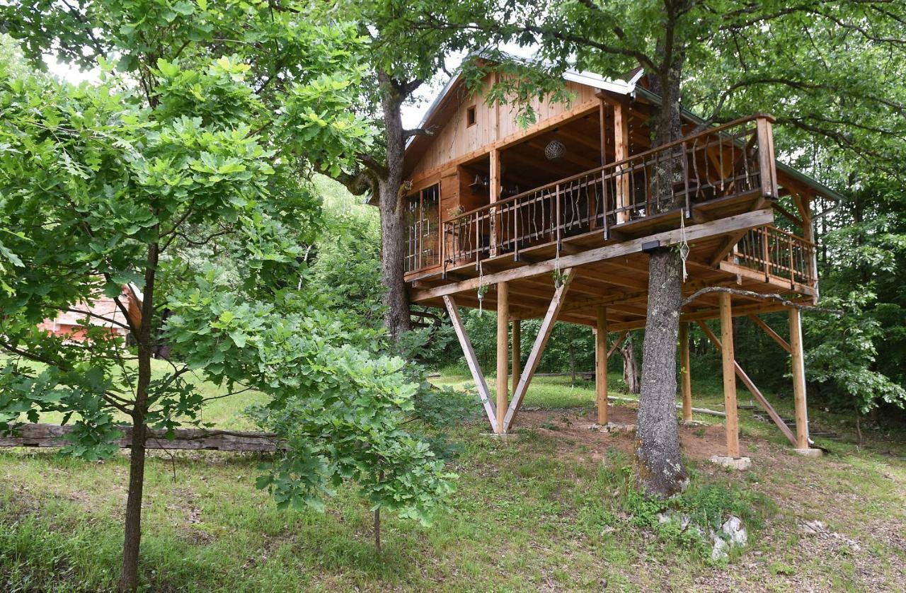 Treehouse Resnice -Mreznica Barilovic Exteriör bild